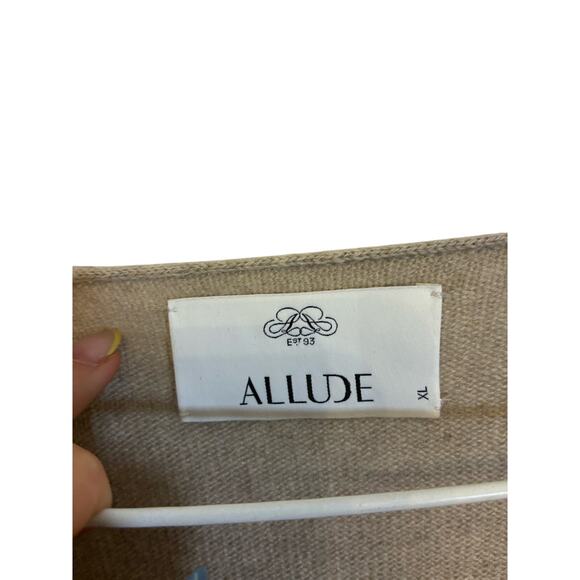 NWOT Allude Cashmere Women Sweater Preppy Nude Taupe Brown V-Neck Minimalist - Picture 3 of 5